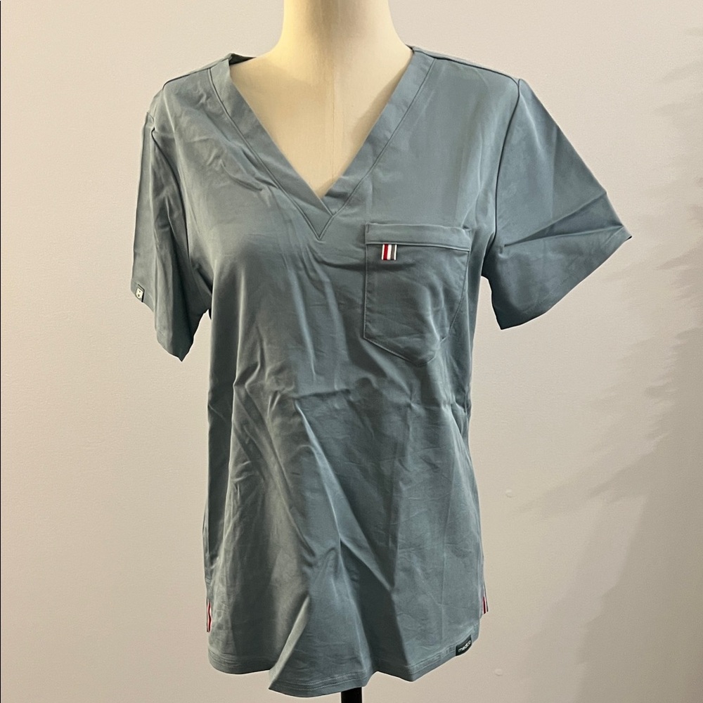 Mediclo Women's V-Neck Blue Scrub Top